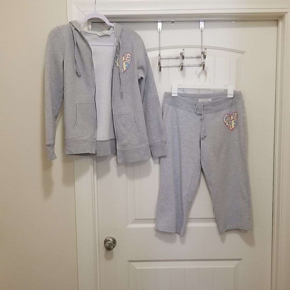 Women's Old Navy 2 piece Athlesuire Pants set sz Medium
